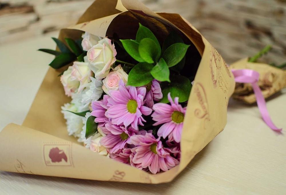 Букет цветов из: Розы и Хризантемы в Таловой