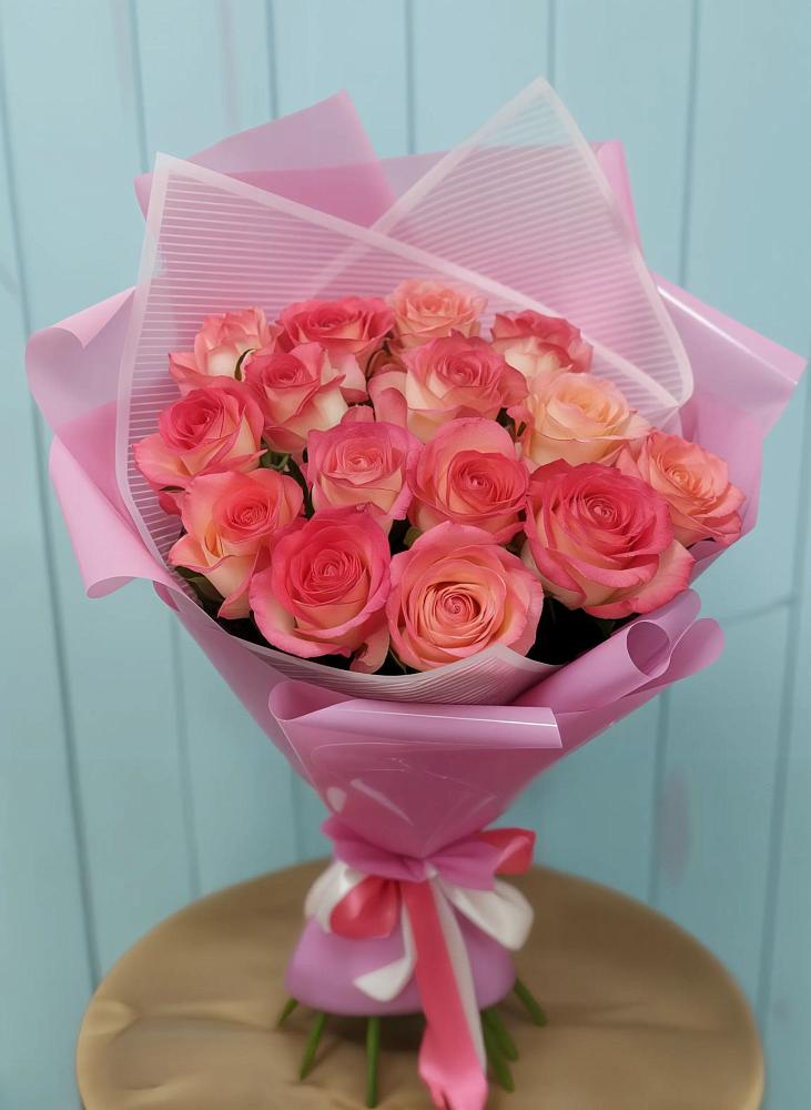Букет 15 Розовых роз Равель в Таловой