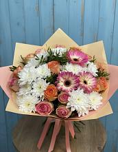 Букет цветов из:  Розы, Герберы и Хризантемы в Таловой