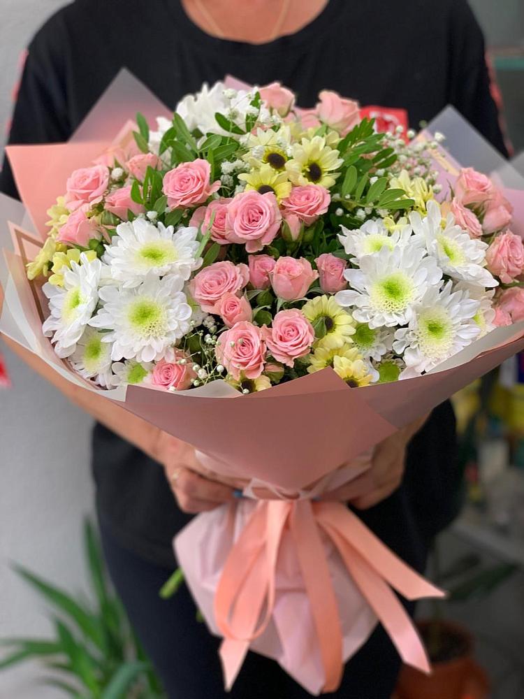 Букет цветов из: Розы и Хризантемы в Таловой