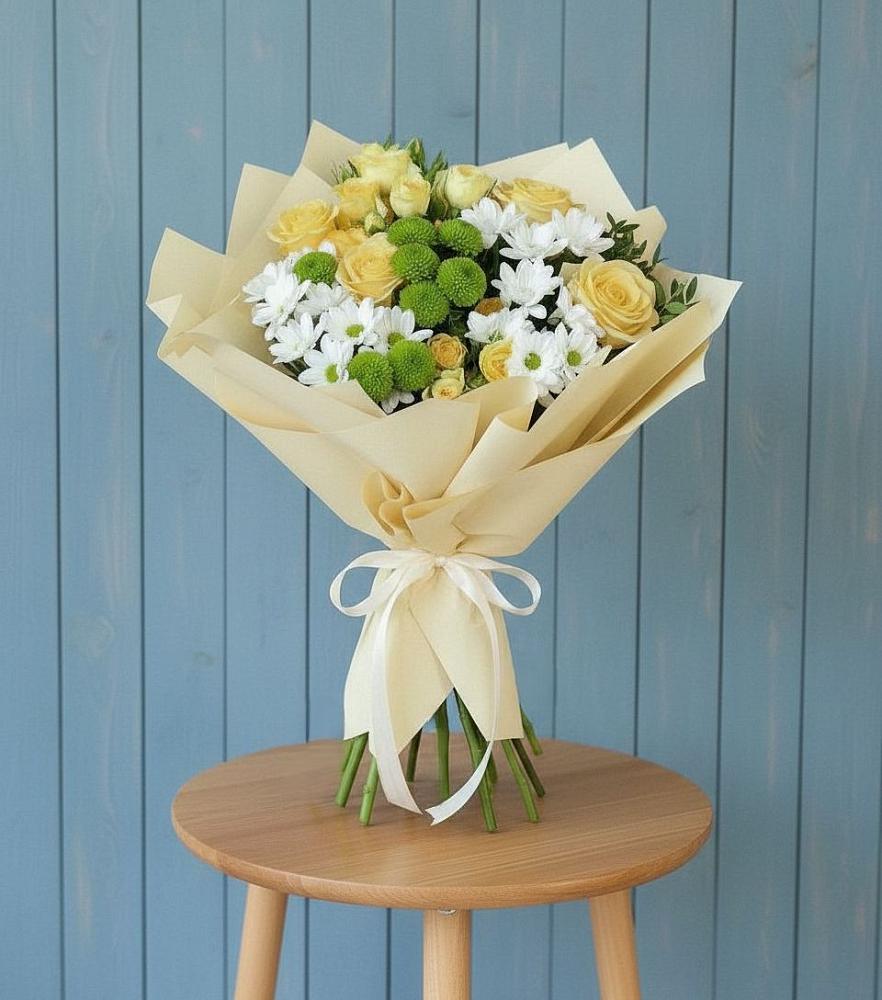 Букет цветов из: Хризантемы и Розы в Таловой