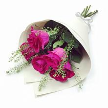 Букет цветов из:  Розы в Таловой