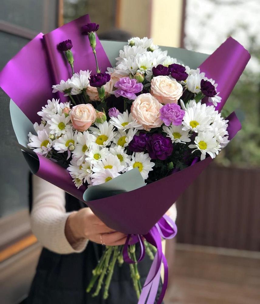 Букет цветов из: Хризантемы, Гвоздики и Розы в Таловой