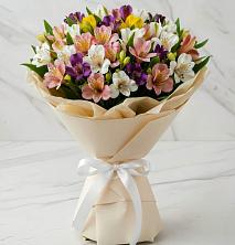 Букет цветов из:  Альстромерии в Таловой