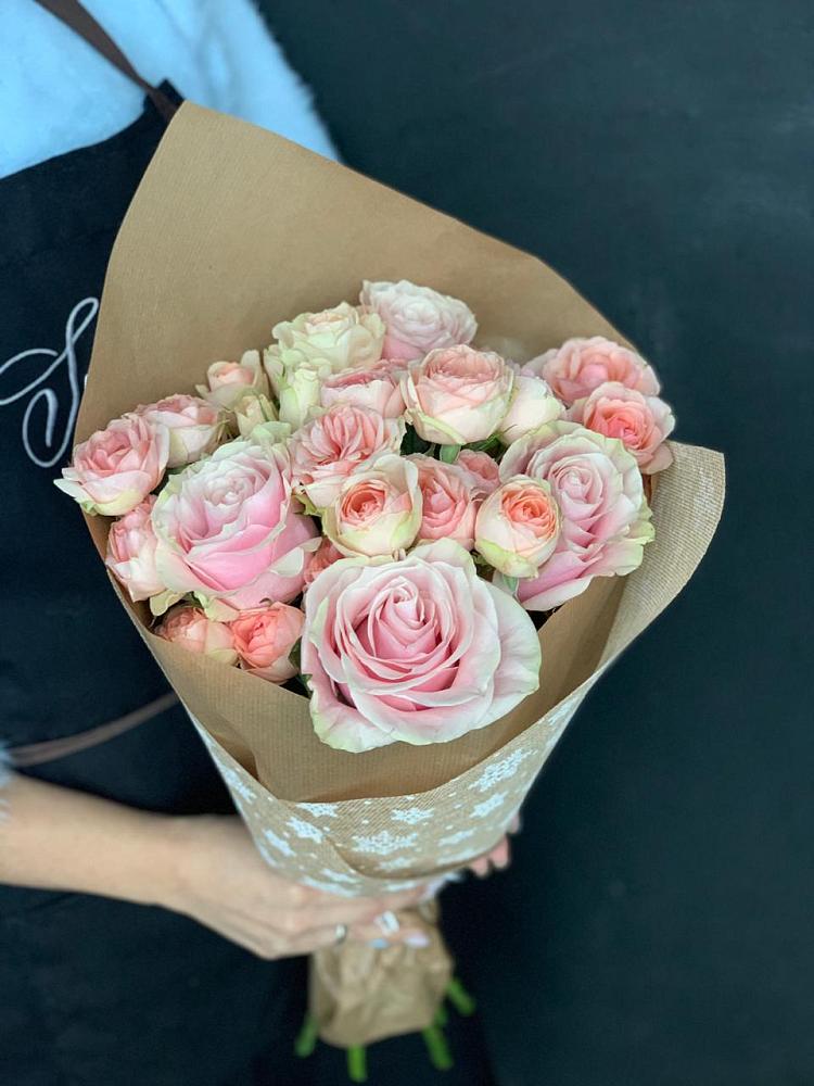 Букет цветов из: Хризантемы и Розы в Таловой