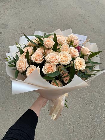 Букет Кремовые розы Латте в Таловой