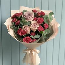 Букет цветов из:  Гвоздики и Розы в Таловой