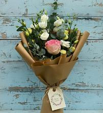 Букет цветов из:  Розы и Лизиантусы #REPLACE_PRED# Таловой